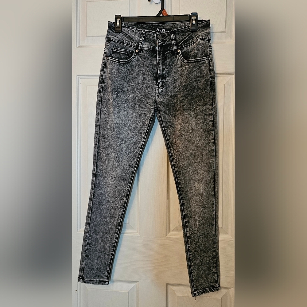 Blue Haven Acid Wash Skinny Jeans High Rise Multi Button Black Gray
